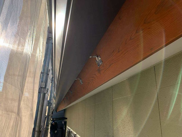 軒先の金具取付状況